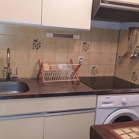 Apartment 2 Pieces Avec Piscine, Tennis Et Parking, Animaux Permis, A 500m De La - Fr-1-776-121
